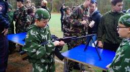 Участие в районной оборонно-спортивной игре «Зарница»